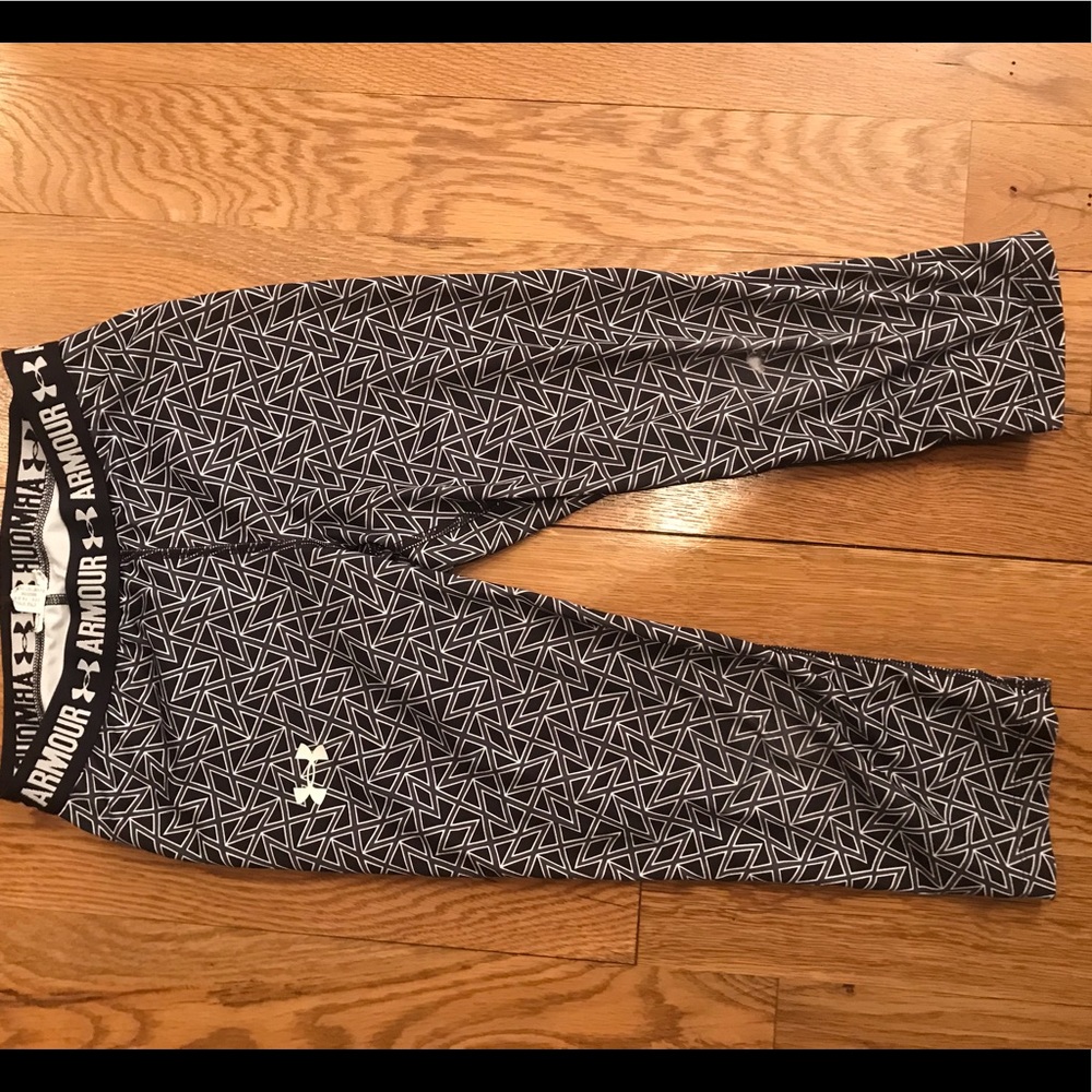 Under Armour girls running pants